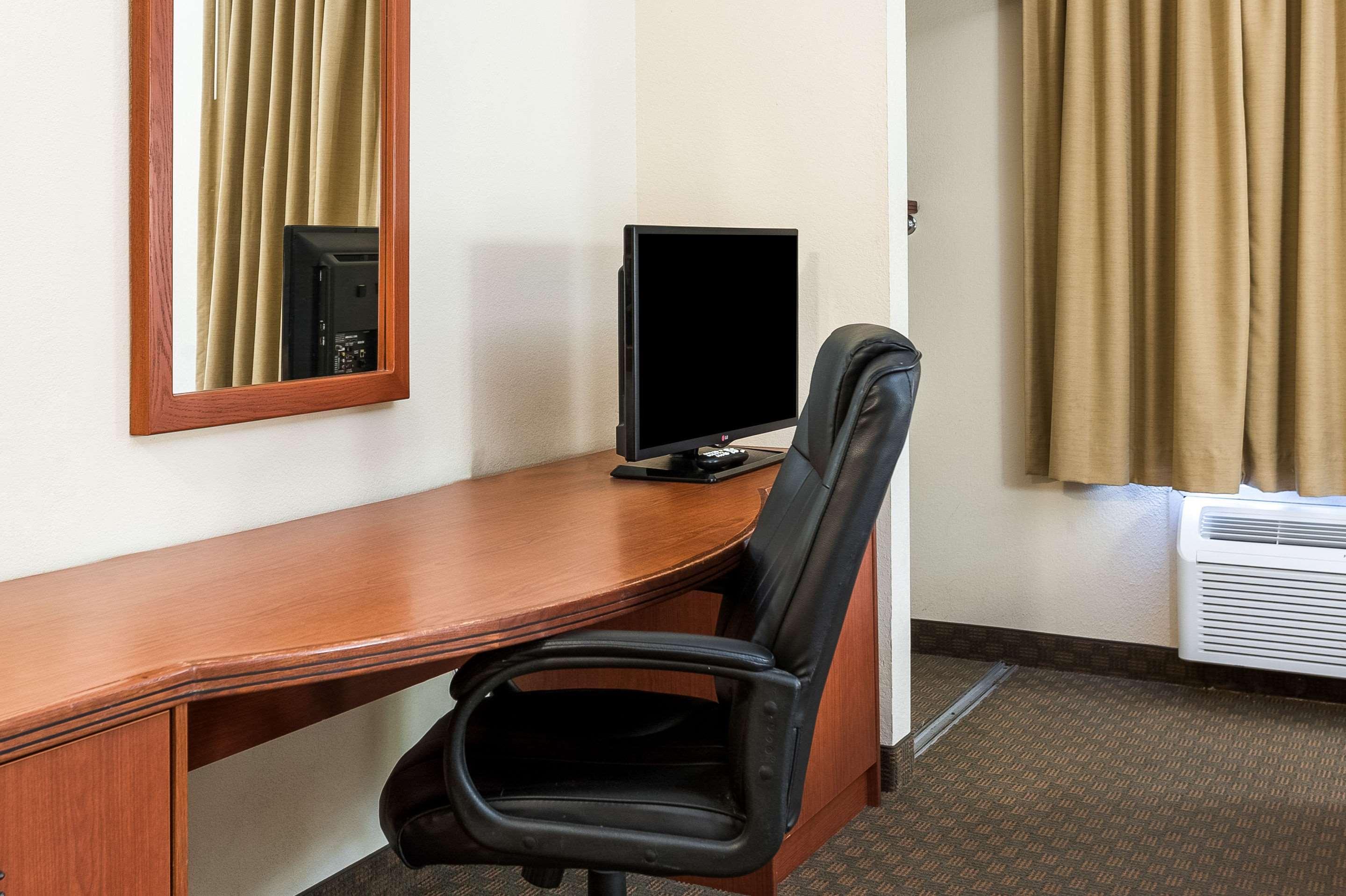 Quality Inn & Suites Lake Charles South Exterior foto