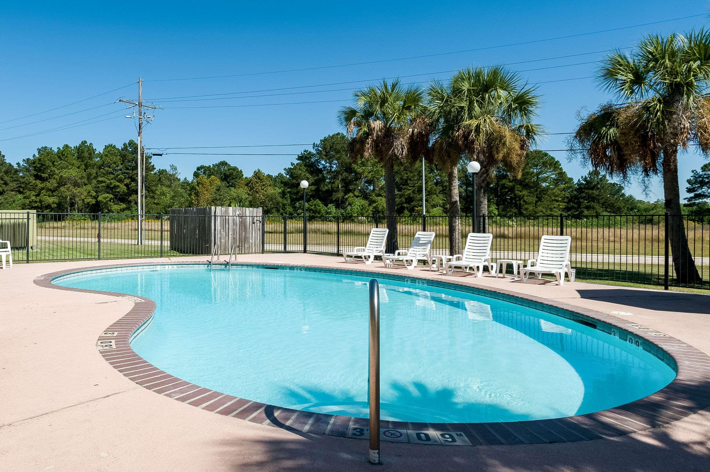 Quality Inn & Suites Lake Charles South Exterior foto
