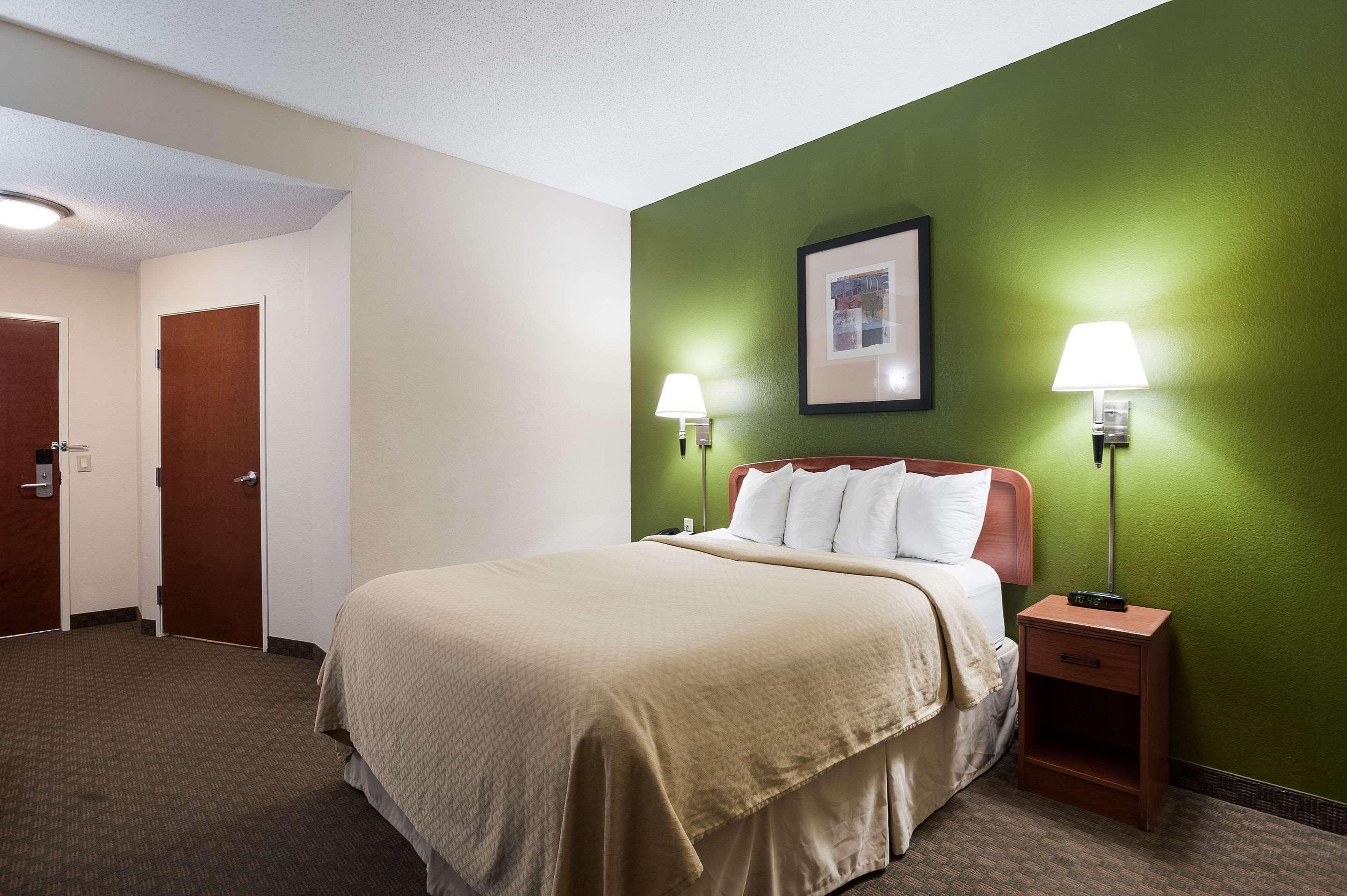 Quality Inn & Suites Lake Charles South Exterior foto