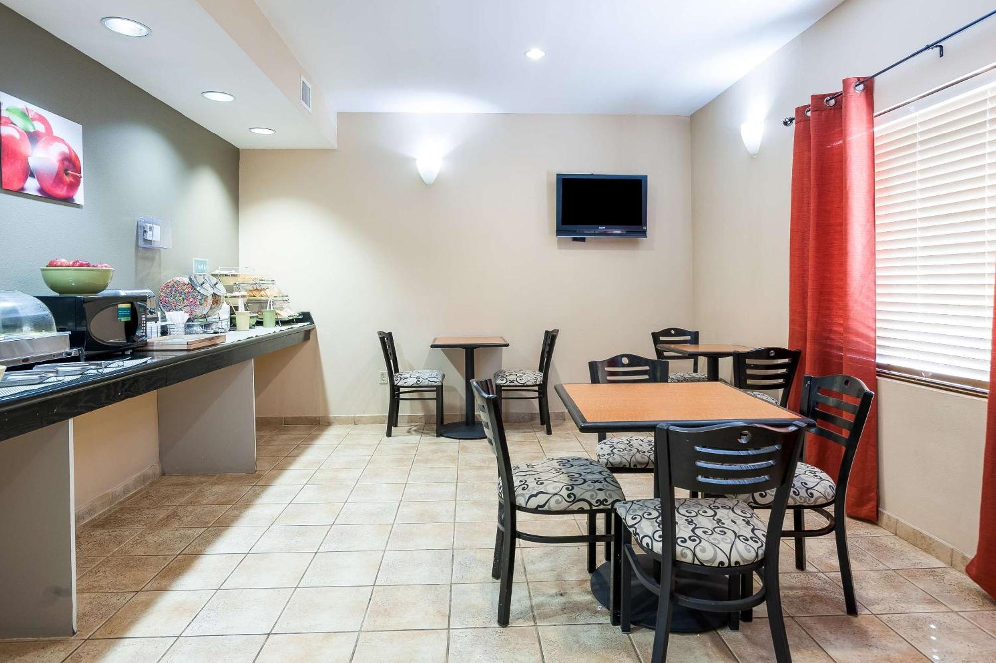 Quality Inn & Suites Lake Charles South Exterior foto